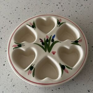 CLAY DESIGN VINTAGE 90s Pottery Hearts Cupcake Pan Hand Painted Irises EUC